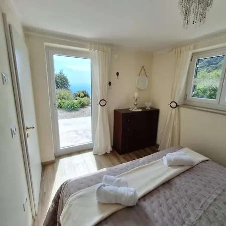 Georgina Apartment Pieve (Lombardy)